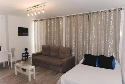 Zona de estar de Estudio en Plaza Vara del Rey