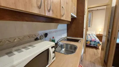 Una cocina o zona de cocina en HomeStay Barrionuevo