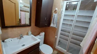 Un baño de HomeStay Barrionuevo