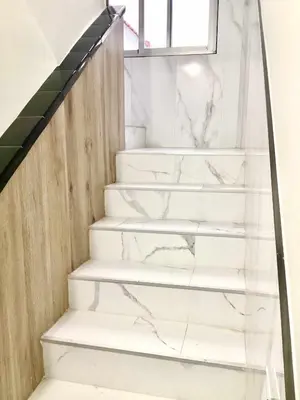 Plano de Dos dormitorios al lado del metro centrico moderno