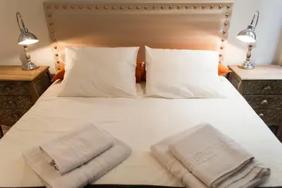 Cama o camas de una habitación en For You Rentals NEW Design Apartment TEMPORAL Puerta del Sol PRE104C