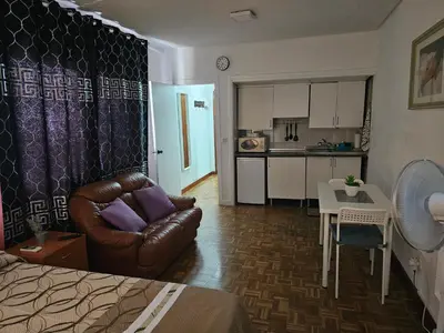 Una cocina o zona de cocina en Apartamento en la calle Hortaleza de Madrid Centro
