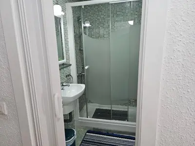Un baño de Apartamento en la calle Hortaleza de Madrid Centro