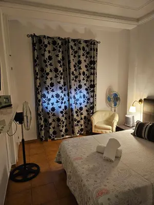 Cama o camas de una habitación en Apartamento Doble Exterior en la GRAN VIA #45 de Madrid 7-2