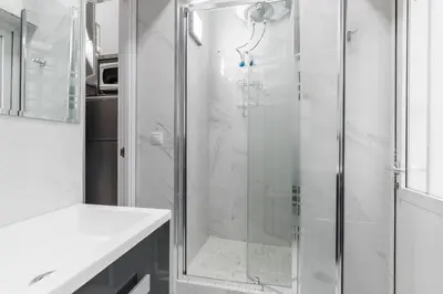 Un baño de Acogedor estudio en la Calle Encomienda