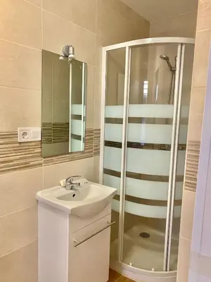 Un baño de Centro Mirasierra - Metro Usera 01