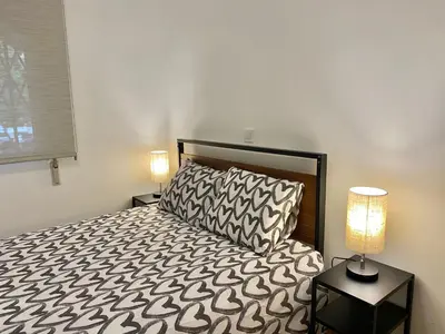Cama o camas de una habitación en Centro Mirasierra - Metro Usera 02