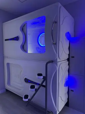 Plano de Hostel Space Capsule