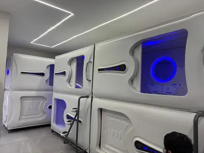 Plano de Hostel Space Capsule