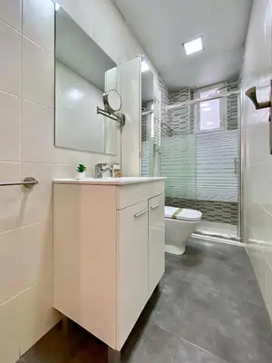 Un baño de Charming Atocha II - Estancias temporales