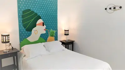 Cama o camas de una habitación en Apartamento Exterior en PARQUE DEL RETIRO- IBIZA DC
