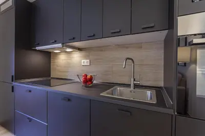 Una cocina o zona de cocina en Antonio Lopez en Madrid