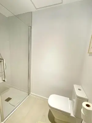 Un baño de Waou LA CIBELES es MIA - Corta Duración