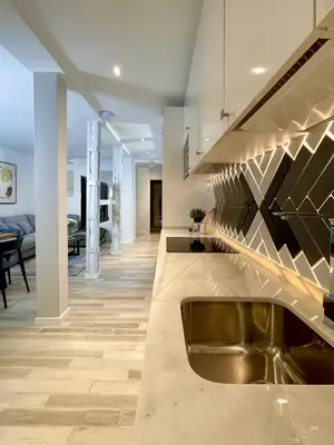 Una cocina o zona de cocina en Waou PUERTA DE ALCALA es MIA - Corta Duración