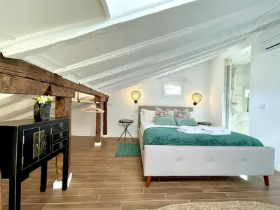 Cama o camas de una habitación en Waou PALACIO DE CRISTAL es MIA - Corta Duración