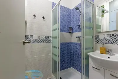 Un baño de Social - kitchen home - apartment Madrid