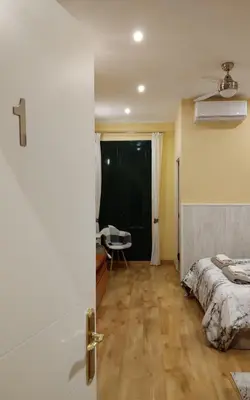 Cama o camas de una habitación en ESTUDIO EN FUENCARRAL Granvía