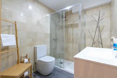 Un baño de Homelike Sol - Gran Via I