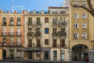 Edificio en el que se encuentra el apartamento
