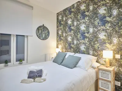 Cama o camas de una habitación en NEW Retiro recién reformado 10 min en metro a Sol, hasta seis personas