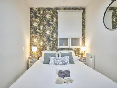 Cama o camas de una habitación en NEW Retiro recién reformado 10 min en metro a Sol, hasta seis personas