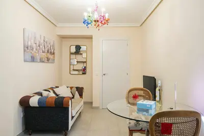 Zona de estar de Cuidadosamente decorado apartamento junto al metro