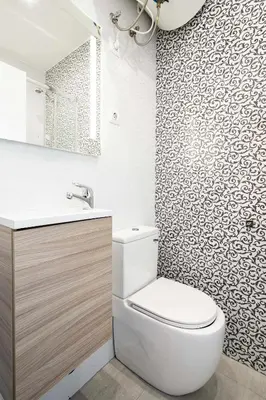 Un baño de Cuidadosamente decorado apartamento junto al metro