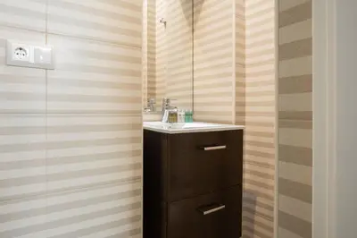 Un baño de Cozy 1Bedroom apartment next to Plaza Mayor
