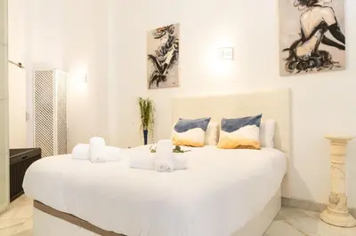 Cama o camas de una habitación en Madrid Río II - Espacioso dúplex
