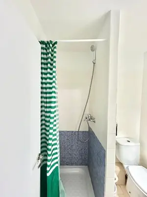 Un baño de Madrid Rio Antonio López B