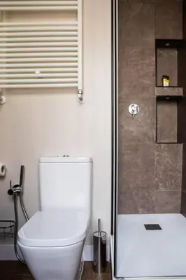 Un baño de Luxury Apartment near Royal Palace