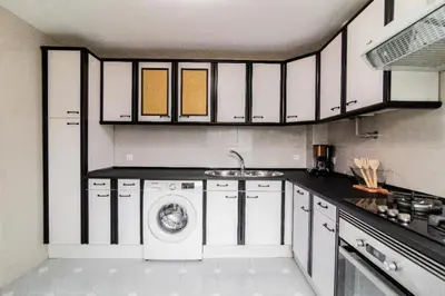 Una cocina o zona de cocina en Moderno y Luminoso - Heros