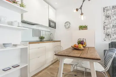 Una cocina o zona de cocina en Modern and bright studio – Salamanca
