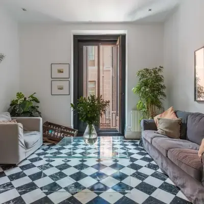 Stylish centric- 2Bd 2Bth -city center
