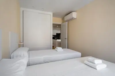 Cama o camas de una habitación en Central and bright - 2Bedrooms 2Bathrooms-Malasaña