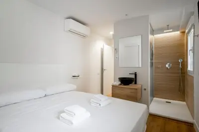 Cama o camas de una habitación en Central and bright - 2Bedrooms 2Bathrooms-Malasaña