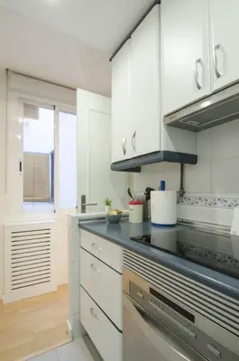 Una cocina o zona de cocina en Trendy Cozy - 1 Bedroom 1 Bathroom - Chamberí