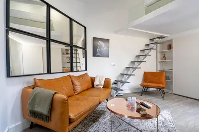 Zona de estar de Modern Bright Penthouse -1Bedroom 1Bath -Sol