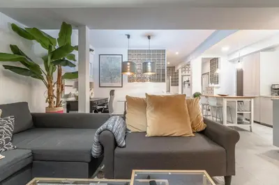 Una cocina o zona de cocina en Modern and Stylish - 2BD 2BTH - La Latina
