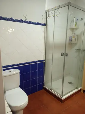 Un baño de PME Rooms
