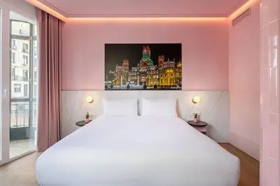 Cama o camas de una habitación en Ikonik Gran Vía