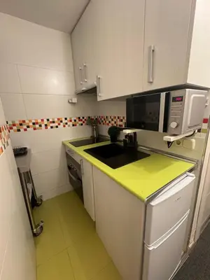 Una cocina o zona de cocina en Céntrico y precioso apartamento en madrid
