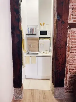 Una cocina o zona de cocina en Apartamento Opera Suite Carmen Palacio Real Luxury Studio