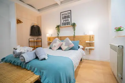 Cama o camas de una habitación en Apartamento Palacio Real de Madrid, histórico