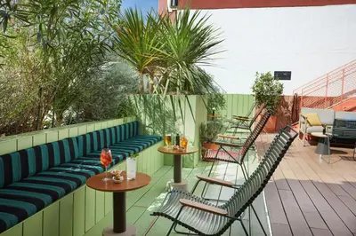 Un balcón o terraza de The Social Hub Madrid 4 star