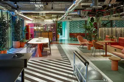 Zona de estar de The Social Hub Madrid 4 star