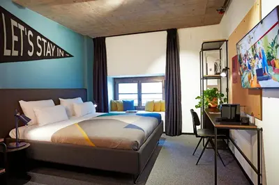 Cama o camas de una habitación en The Social Hub Madrid 4 star
