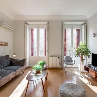 Stylish Bright -2 Beds 2 Baths - Plaza de España