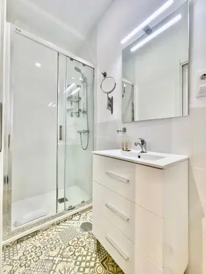 Un baño de Lavapies - Apartamento de 1 dormitorio