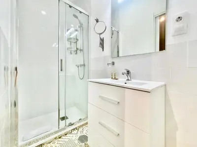 Un baño de Lavapies - Apartamento de 1 dormitorio